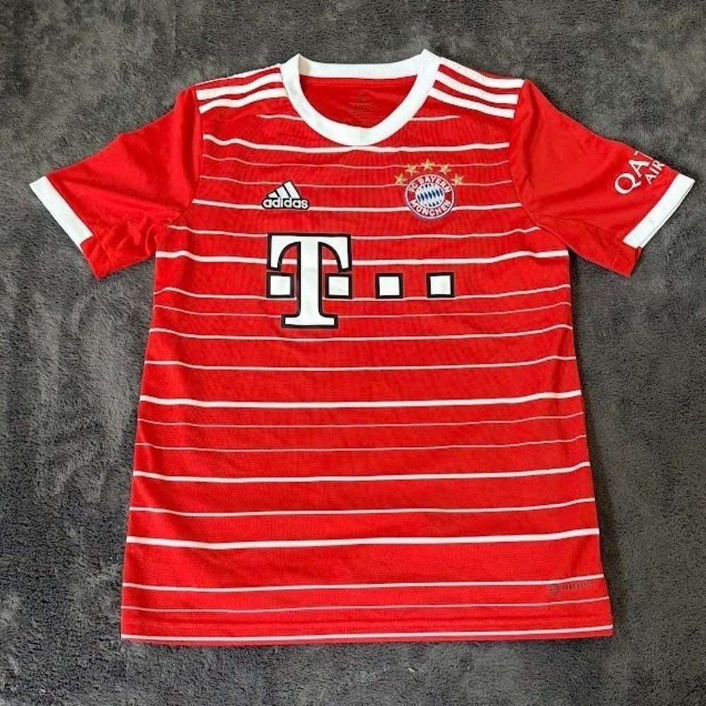 Adidas FC Bayern Munchen 2022-23 Home Jersey Youth 15-16 XL Red White H64095